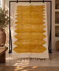 Tapis Zanafi moutarde – Motifs géométriques 200×315 cm – 100 % laine – Pièce unique