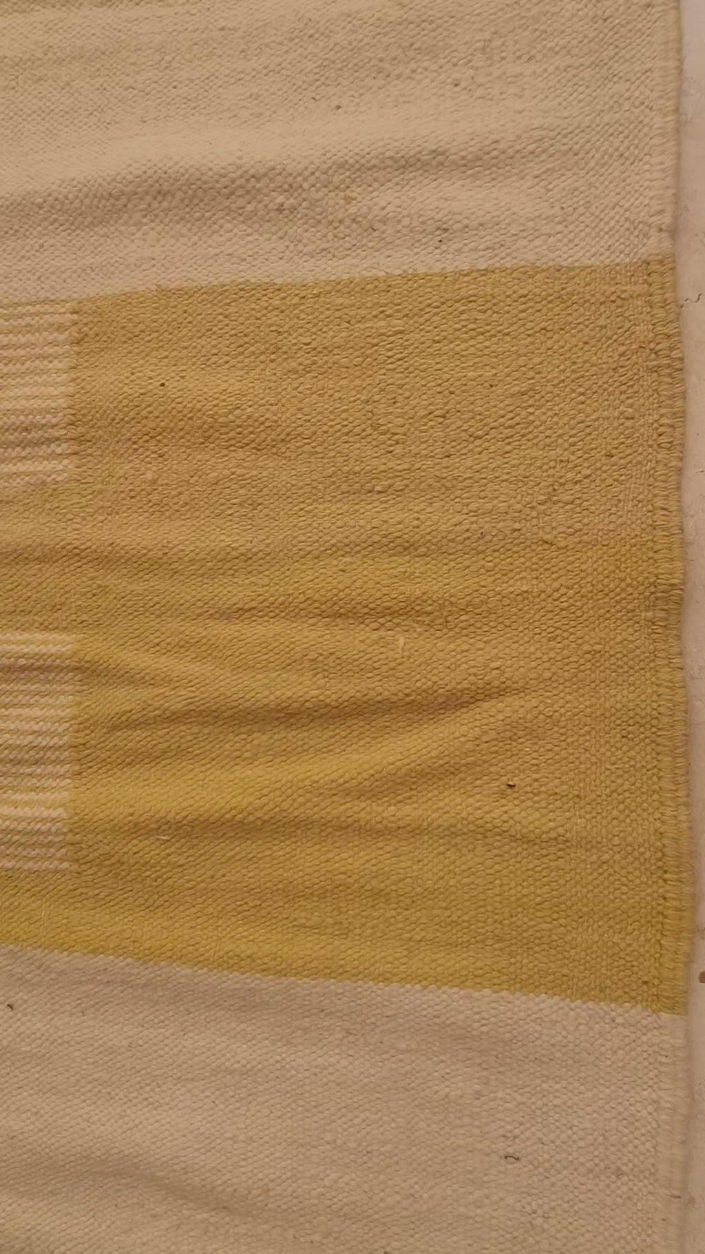 Tapis Kilim graphique - Olive et corail 255x158 cm